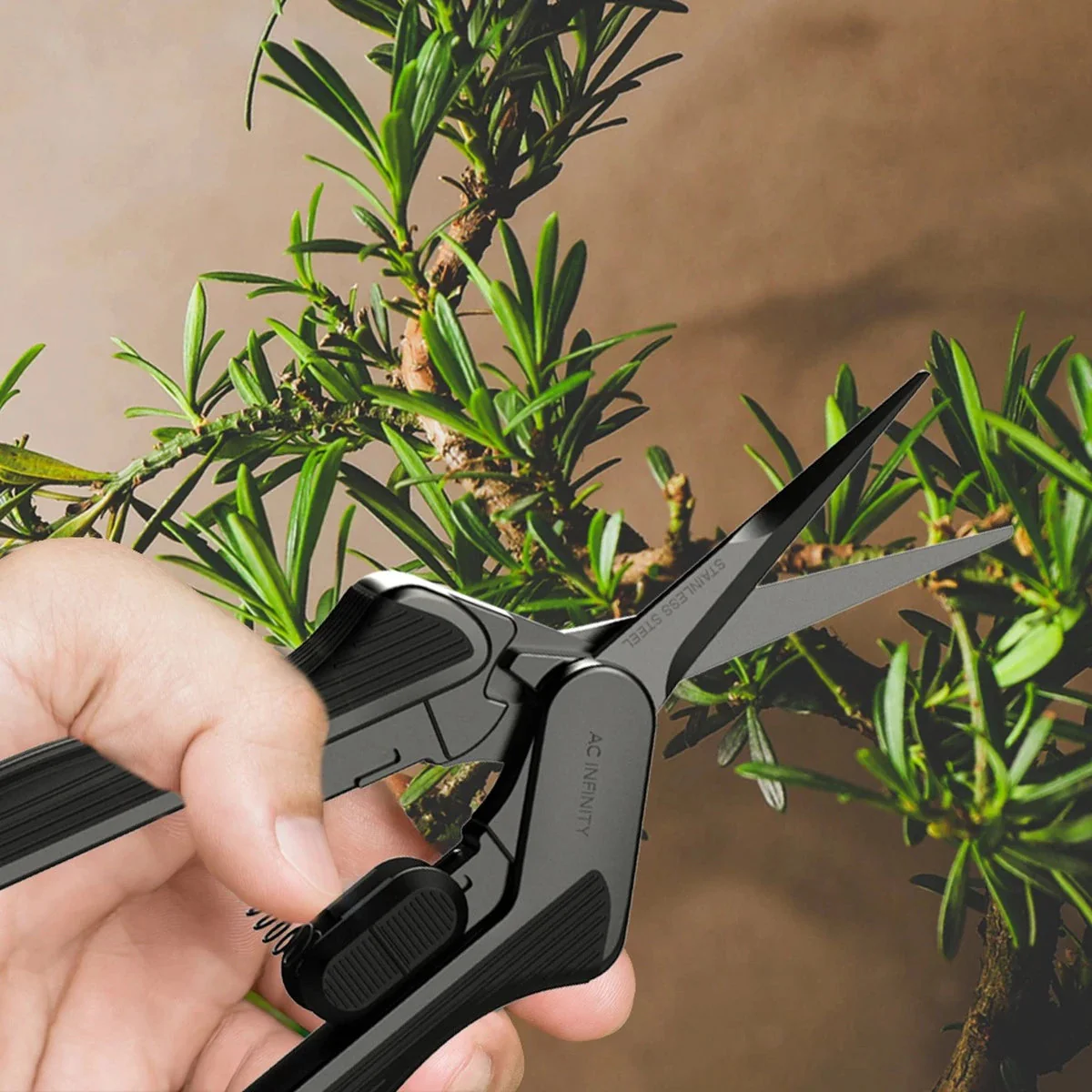 Stainless Steel Pruning Shear With Cleaning Kit, Ergonomic Lightweight, 6.6” Straight Blades